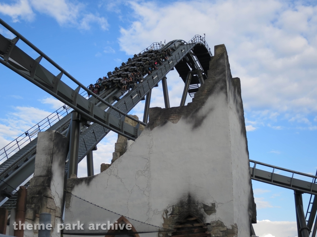 The Swarm at Thorpe Park