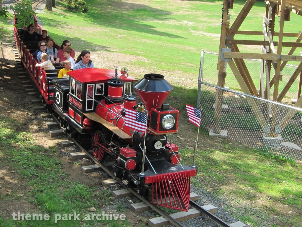 Train at Quassy Amusement Park