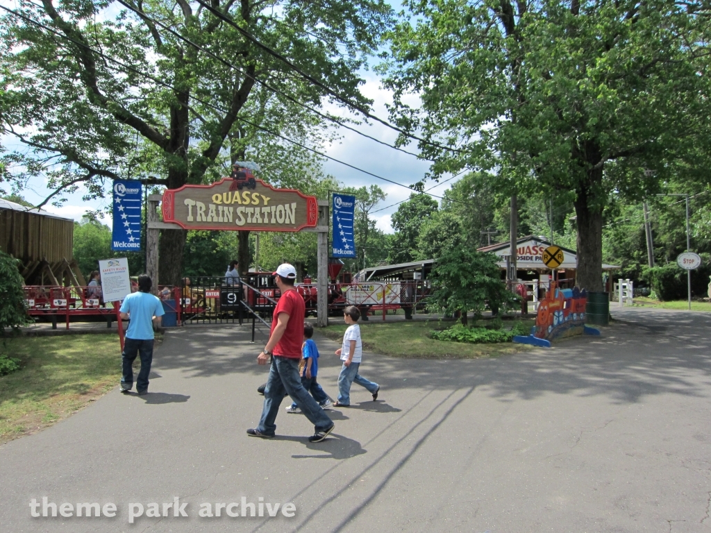 Train at Quassy Amusement Park