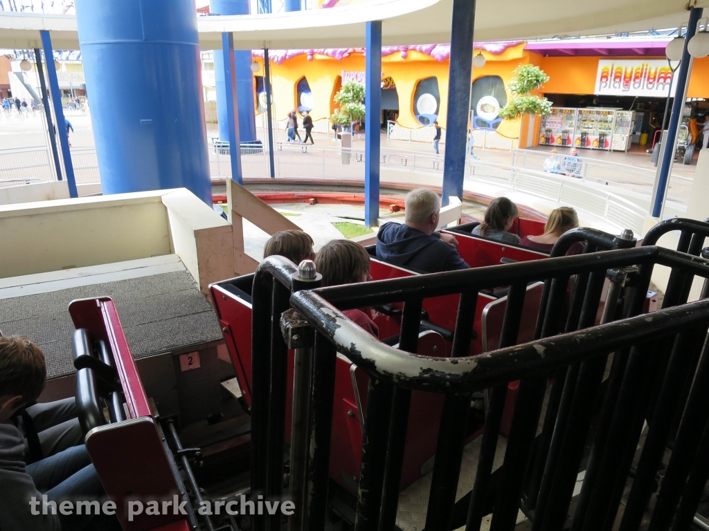 Grand National at Blackpool Pleasure Beach