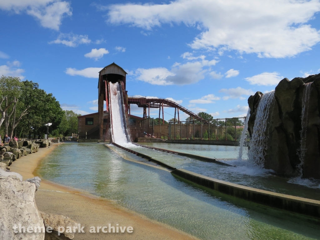 Lost River Ride at Flamingo Land