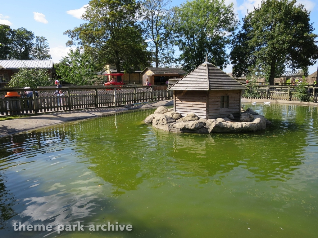 Muddy Duck Farm at Flamingo Land