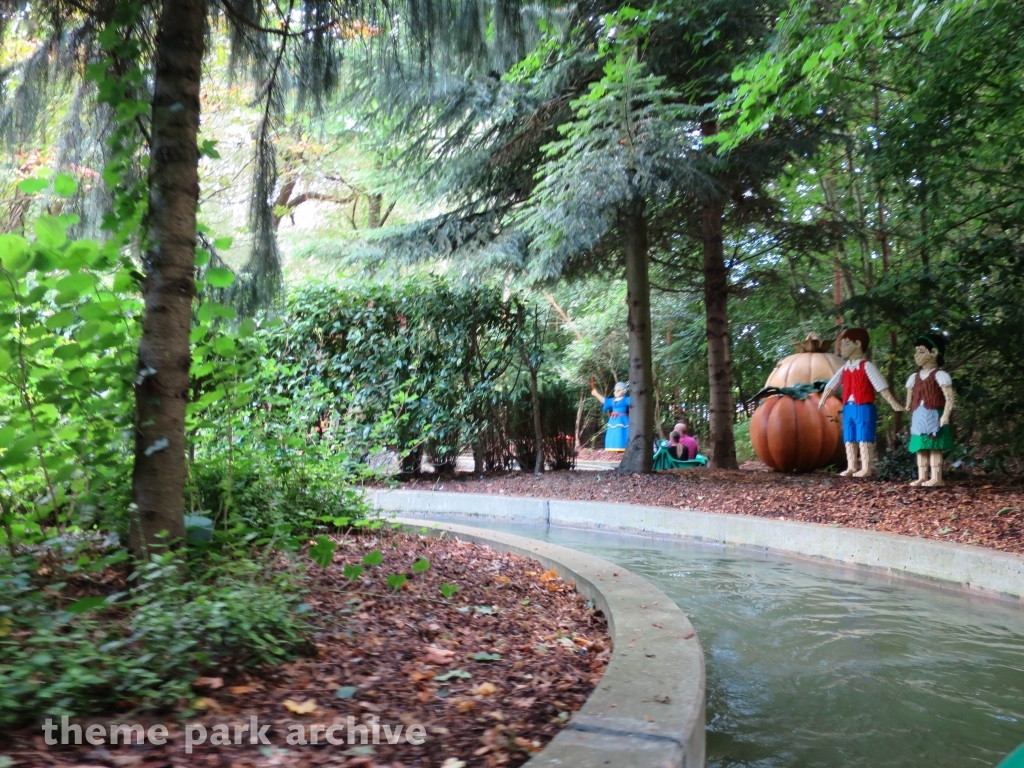 Fairy Tale Brook at LEGOLAND Windsor