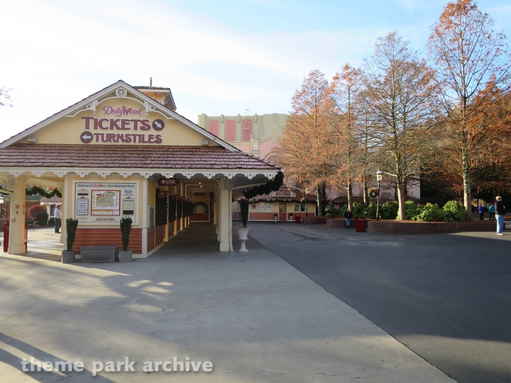 Entrance at Dollywood