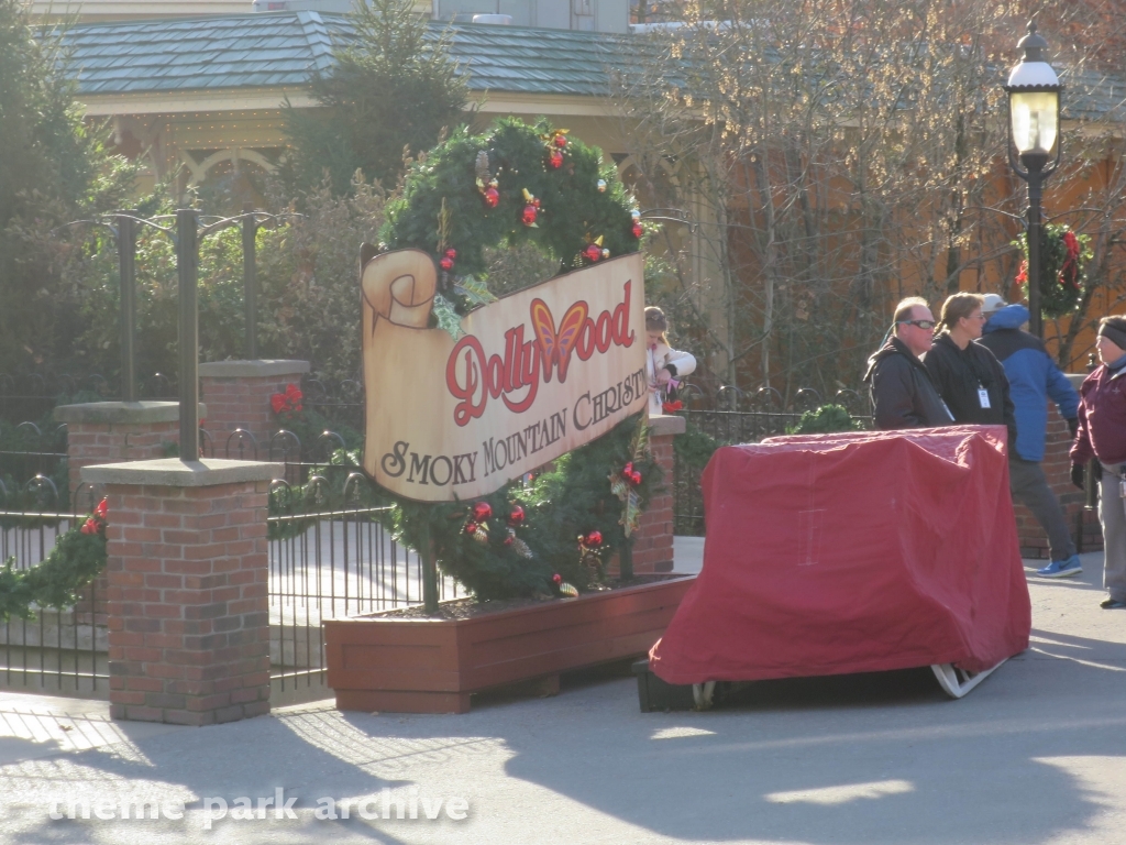 Entrance at Dollywood