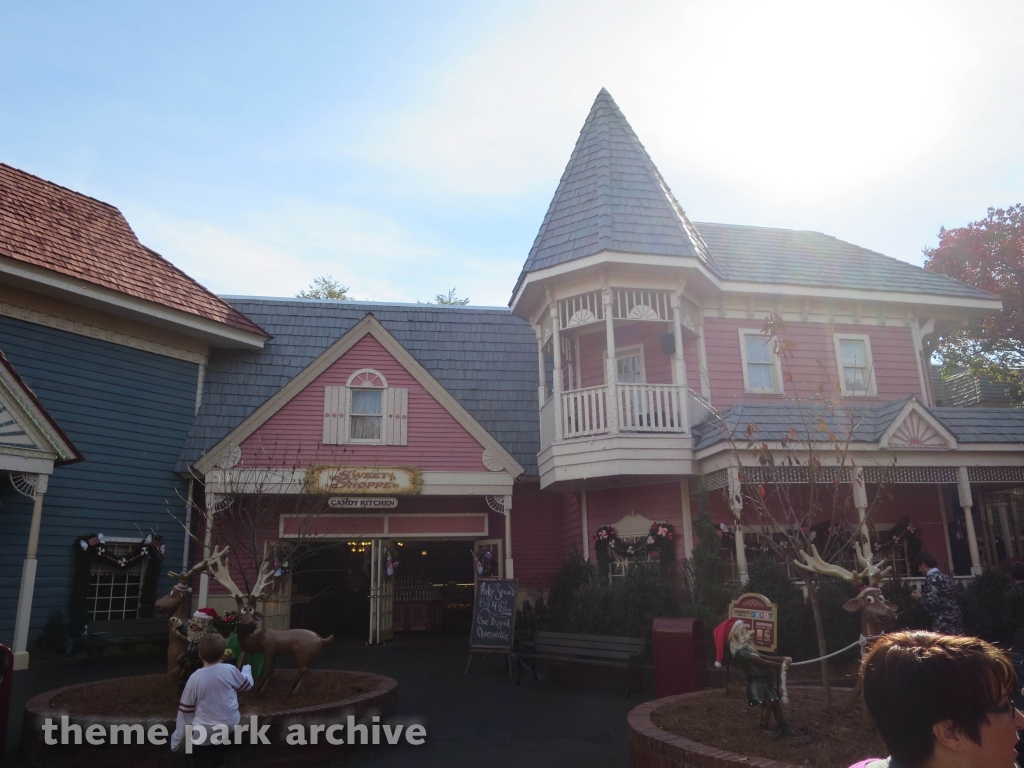Showstreet at Dollywood