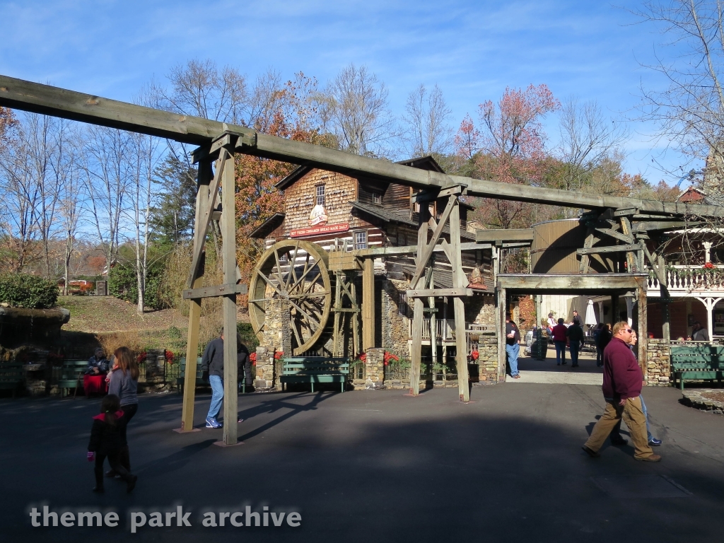 Craftsman's Valley at Dollywood