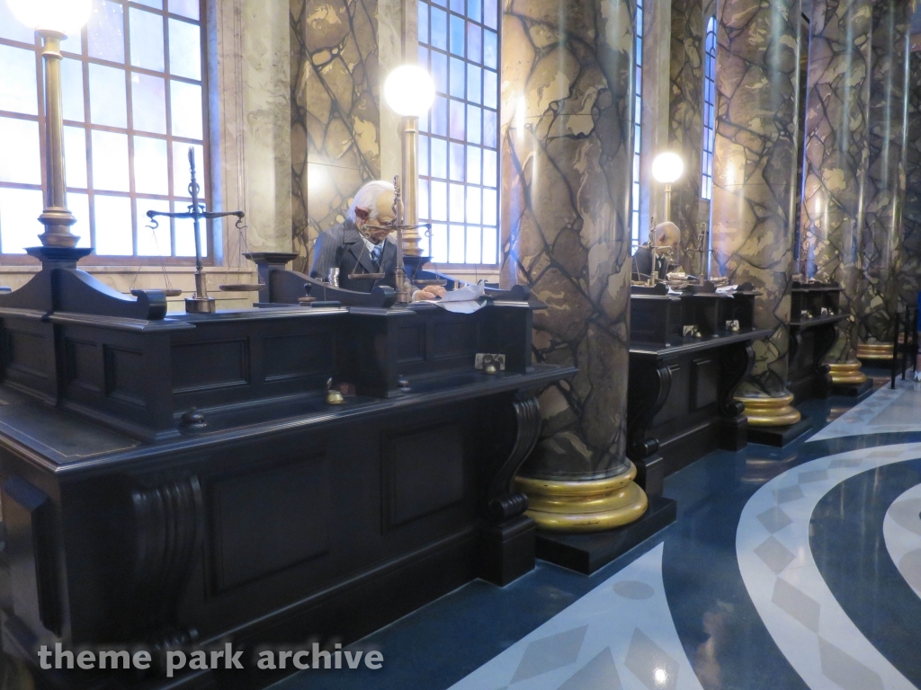 Harry Potter and the Escape from Gringotts at Universal City Walk Orlando