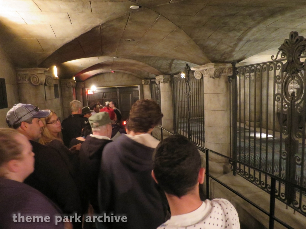 Harry Potter and the Escape from Gringotts at Universal City Walk Orlando