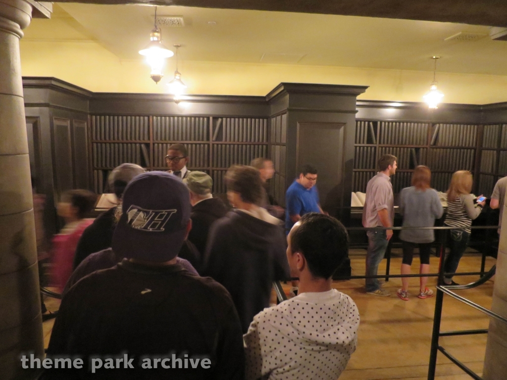 Harry Potter and the Escape from Gringotts at Universal City Walk Orlando