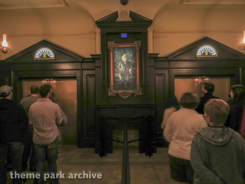 Harry Potter and the Escape from Gringotts at Universal City Walk Orlando