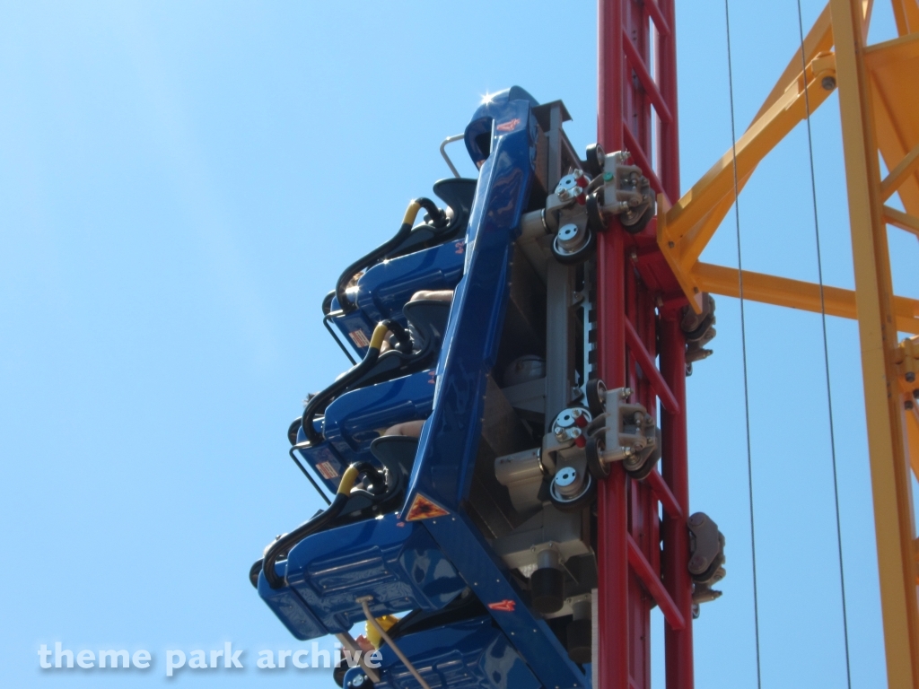 Dare Devil Dive at Six Flags Over Georgia