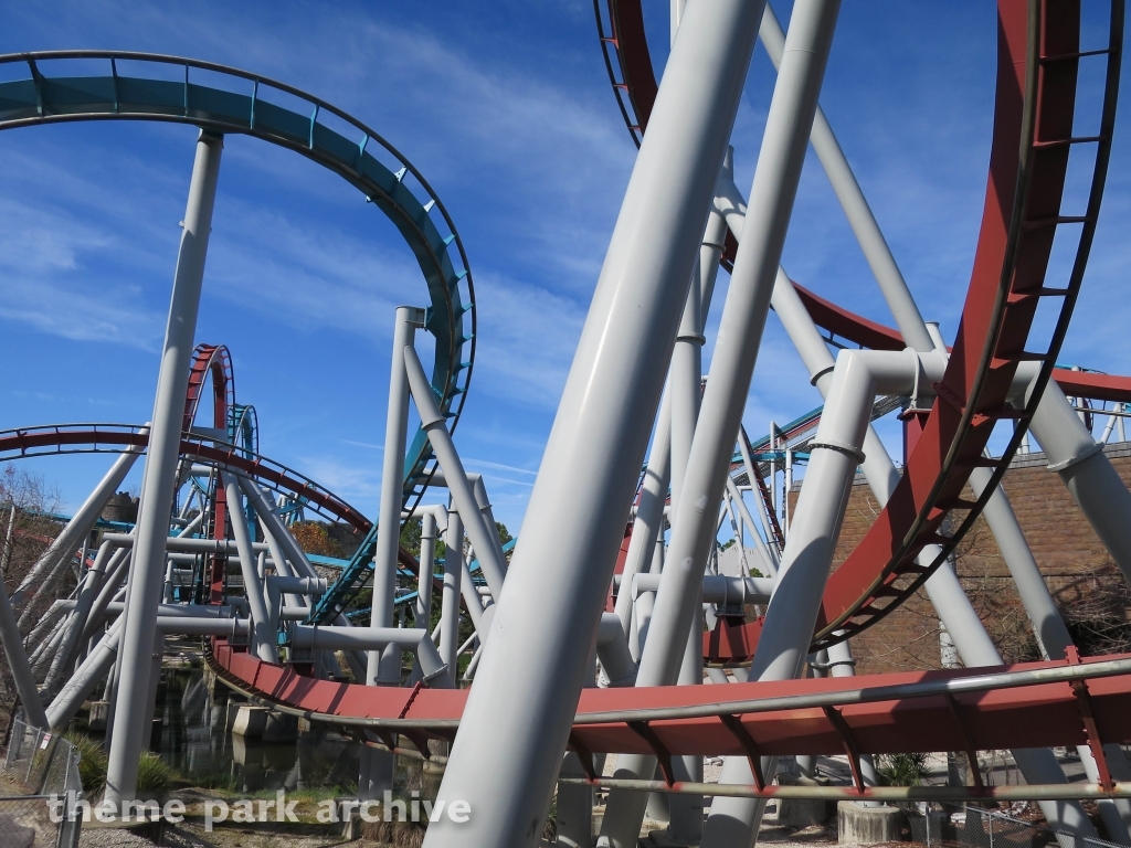 Dragon Challenge at Universal City Walk Orlando
