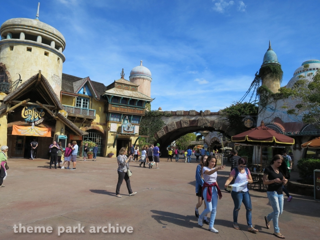 Port of Entry at Universal City Walk Orlando