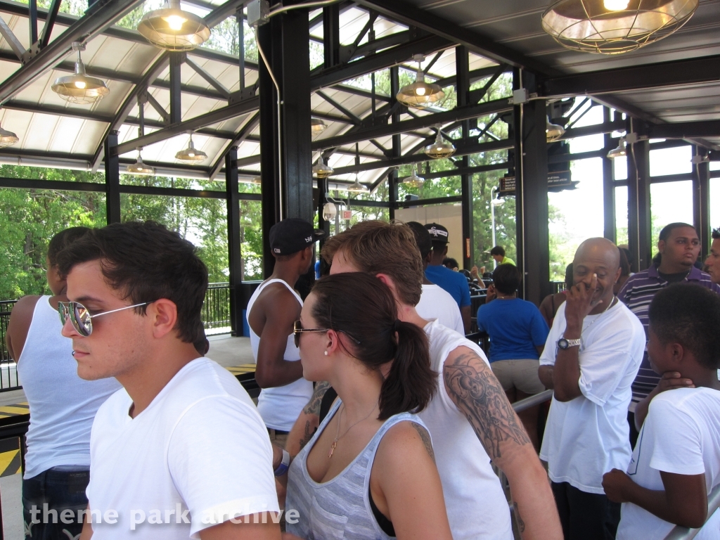 Dare Devil Dive at Six Flags Over Georgia