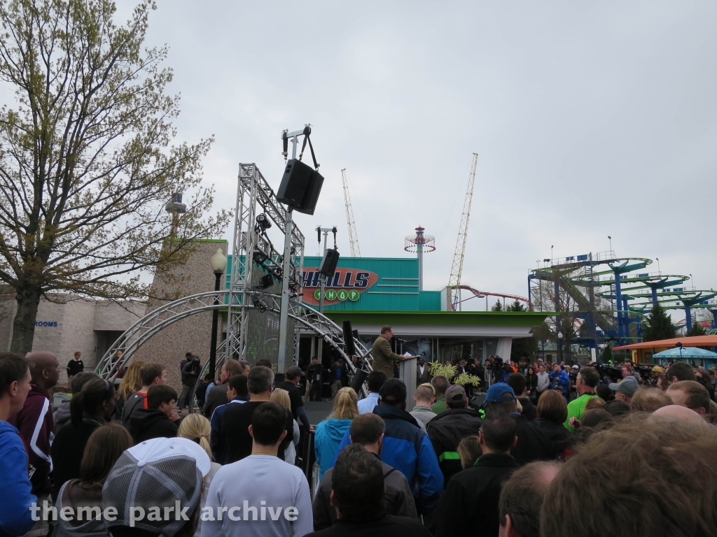 Thrill Zone at Carowinds