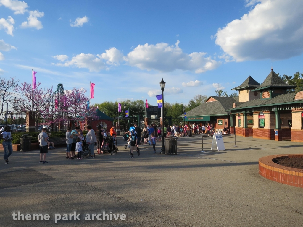 Entrance at Kennywood