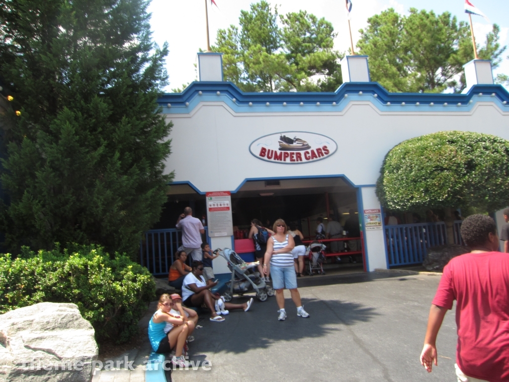 Bumper Cars at Six Flags Over Georgia