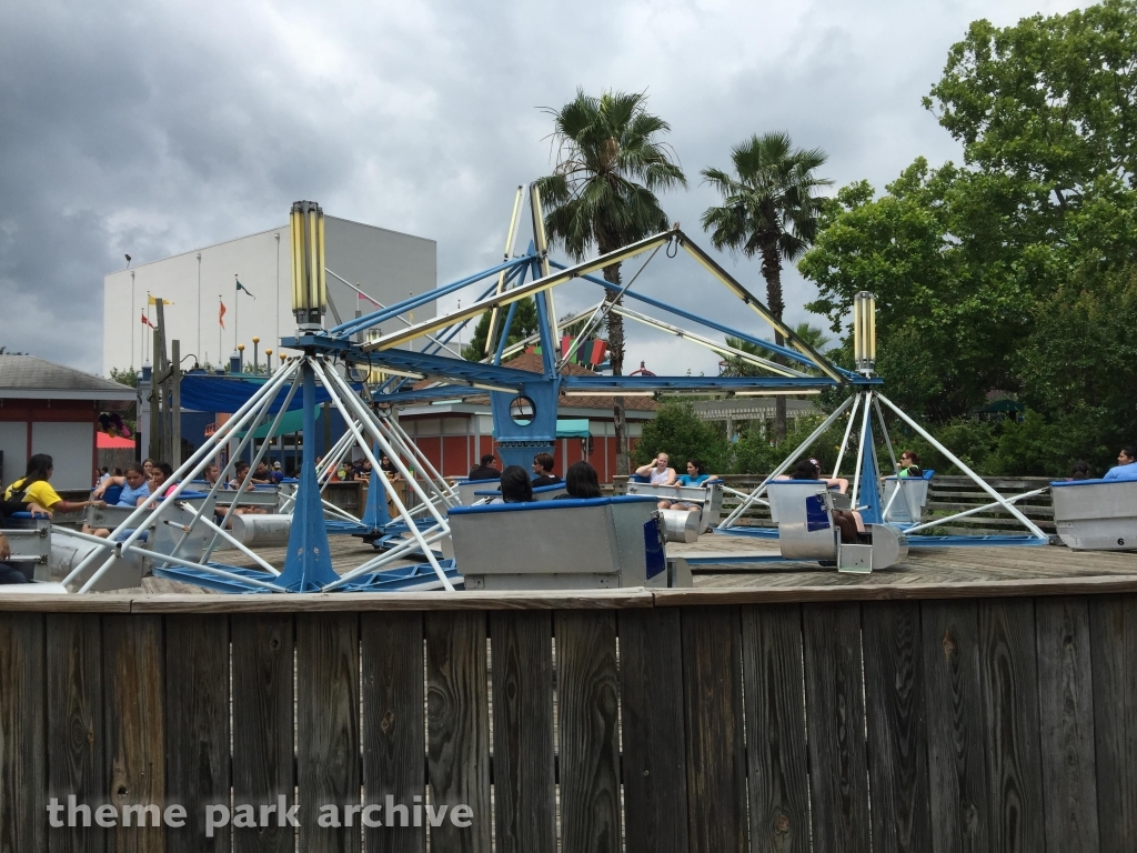 Waverunner at Six Flags Fiesta Texas