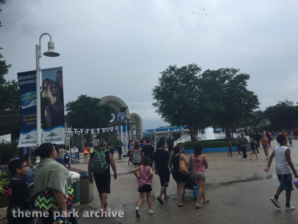 Entrance at SeaWorld San Antonio