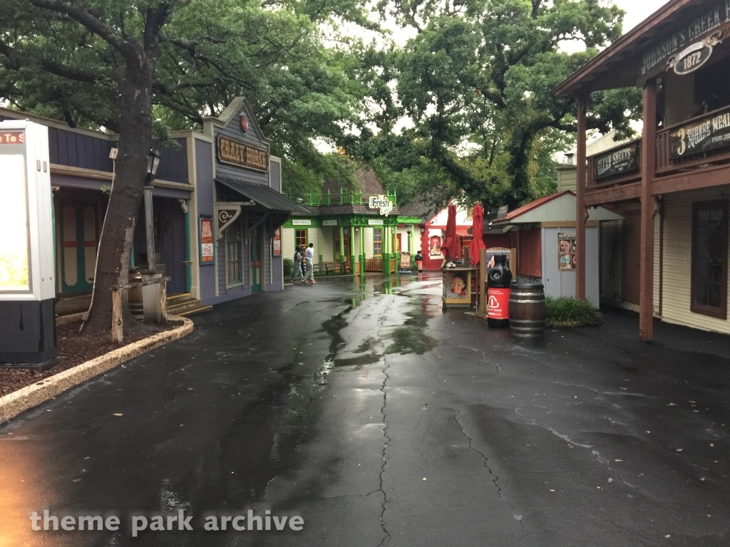 France at Six Flags Over Texas