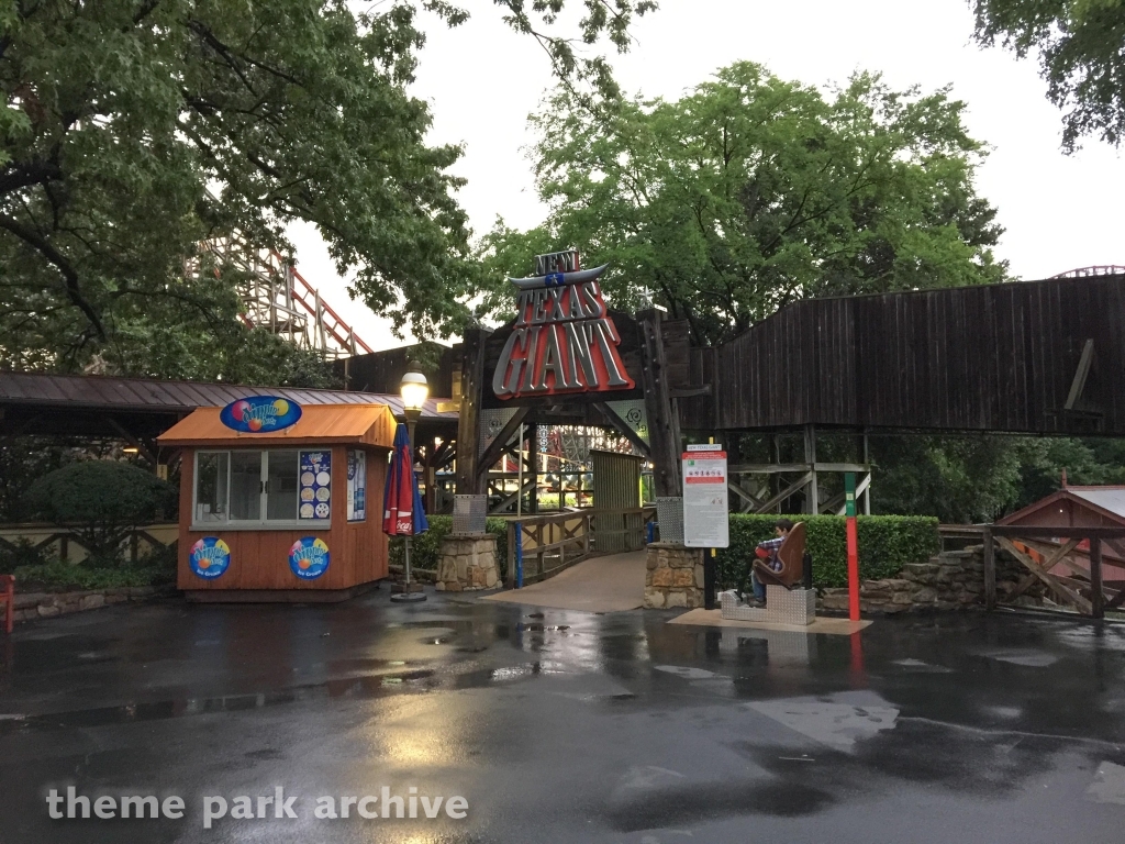 New Texas Giant at Six Flags Over Texas