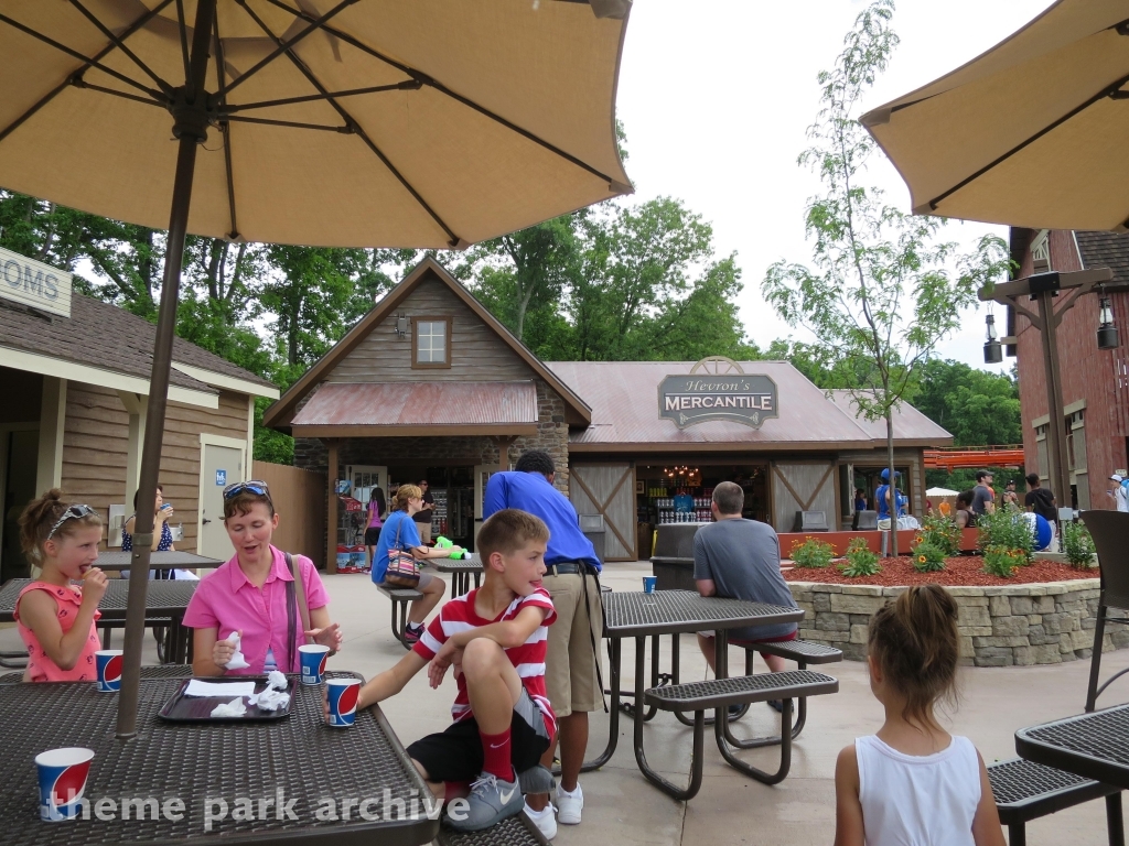 Thanksgiving at Holiday World