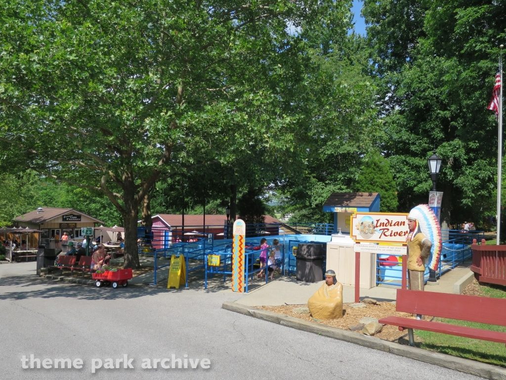 Indian River Canoes at Holiday World