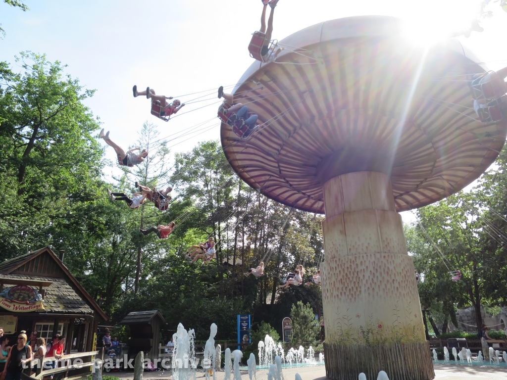 Vienna Wave Swinger at Europa Park