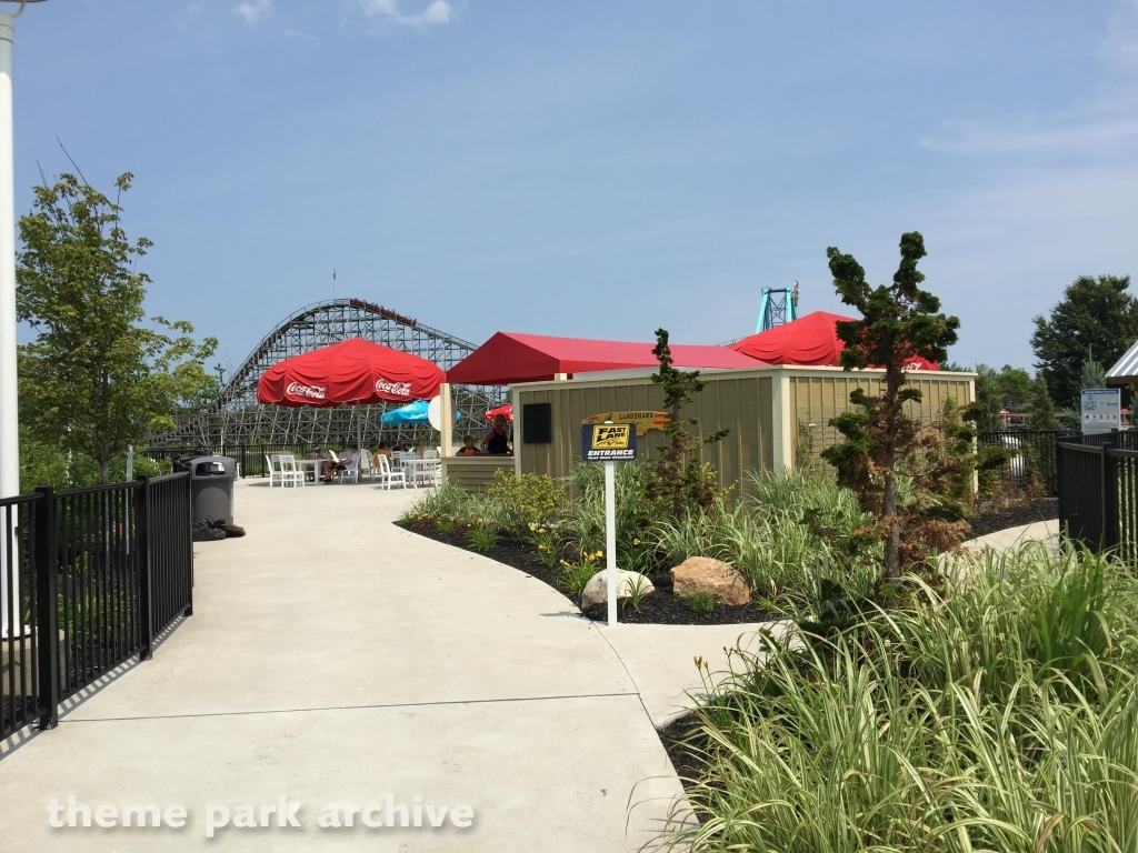 Lakeside Beer Garden at Michigan's Adventure
