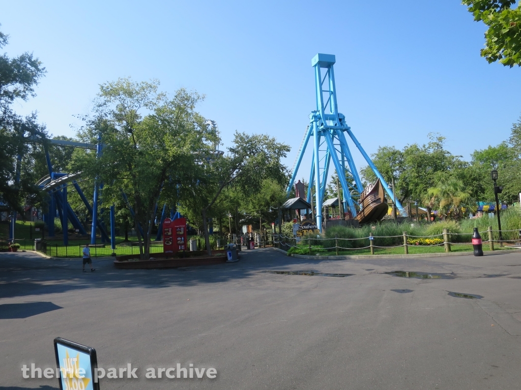 Southern Star at Carowinds