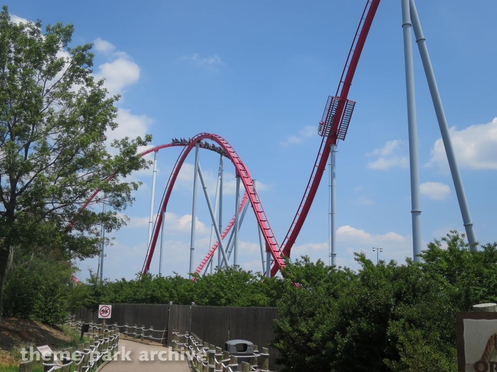 Thunder Striker at Carowinds