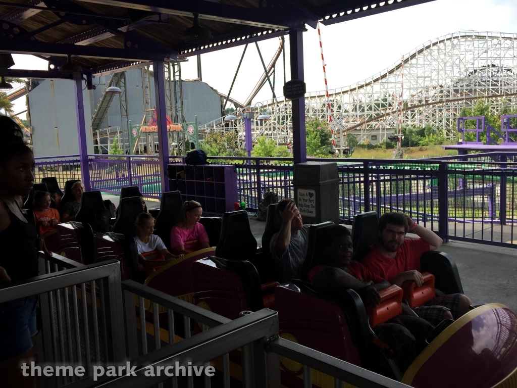 Joker's Jinx at Six Flags America