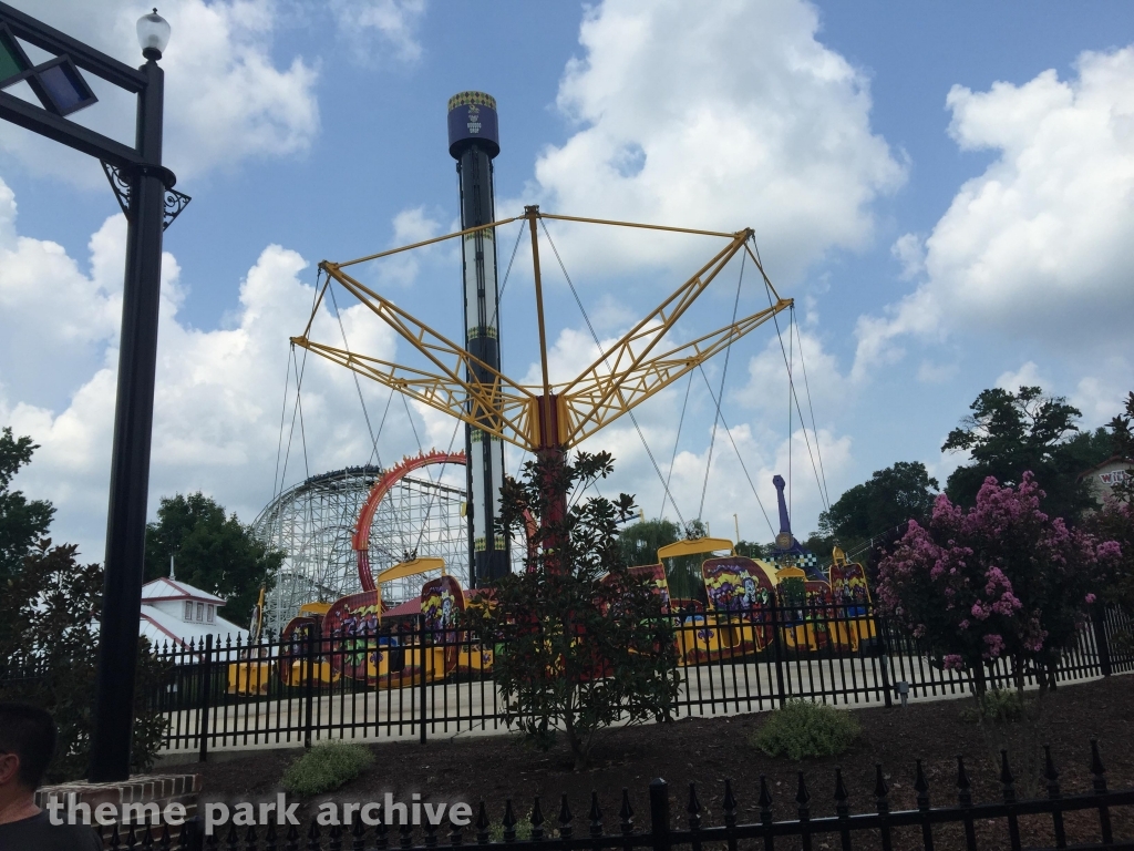 French Quarter Flyers at Six Flags America