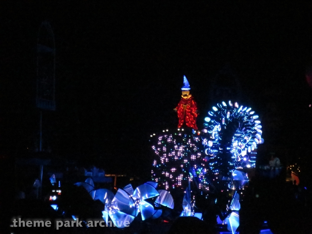 Paint the Night Parade at Disneyland