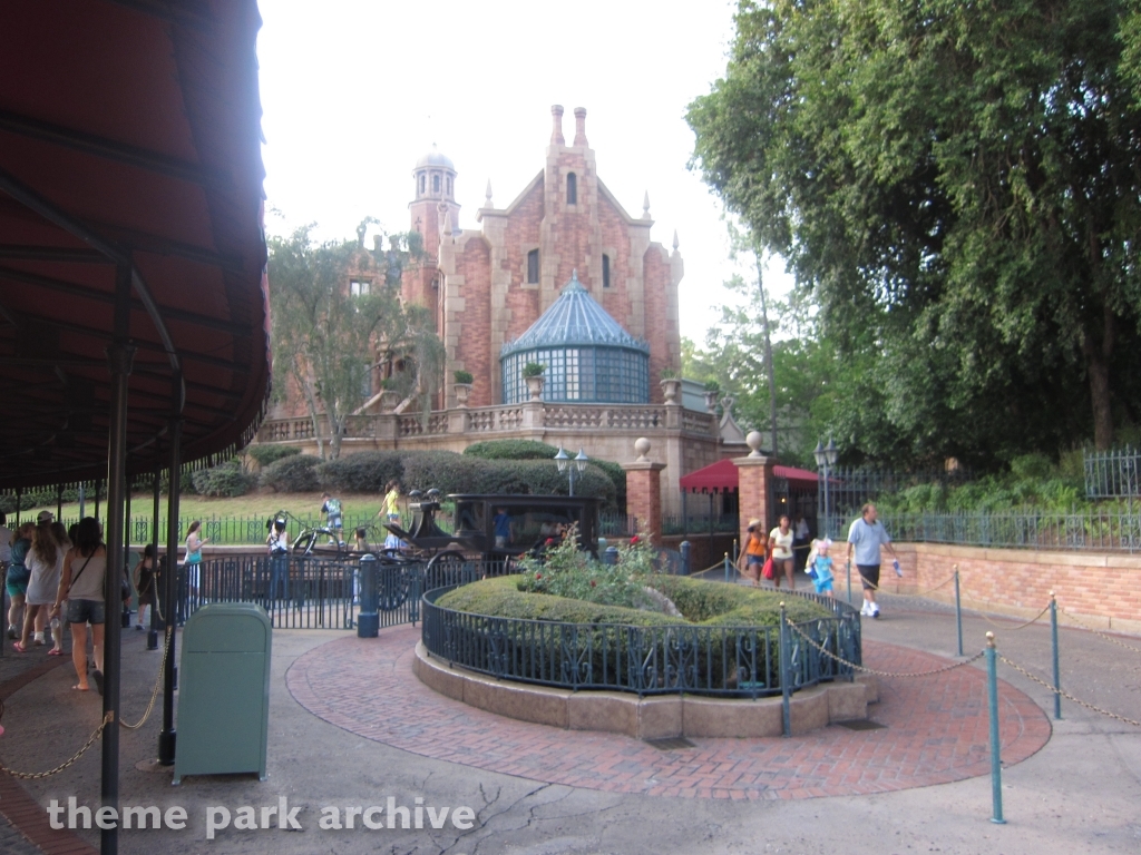 Haunted Mansion at Magic Kingdom