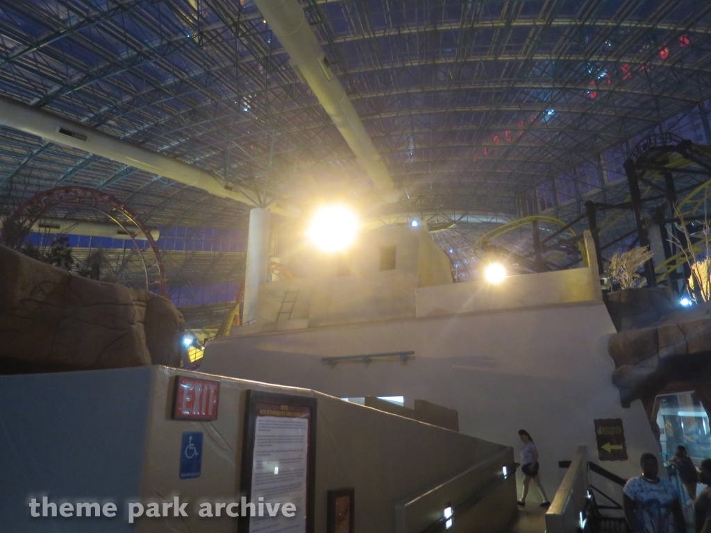 Canyon Blaster at Adventuredome