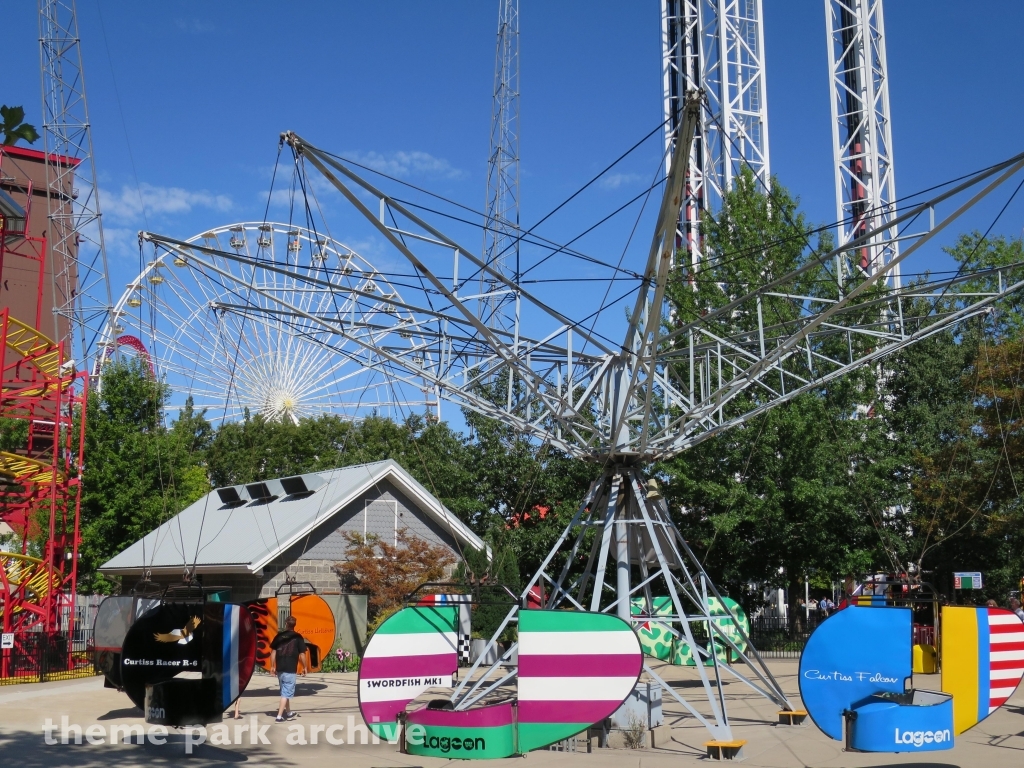 Flying Aces at Lagoon
