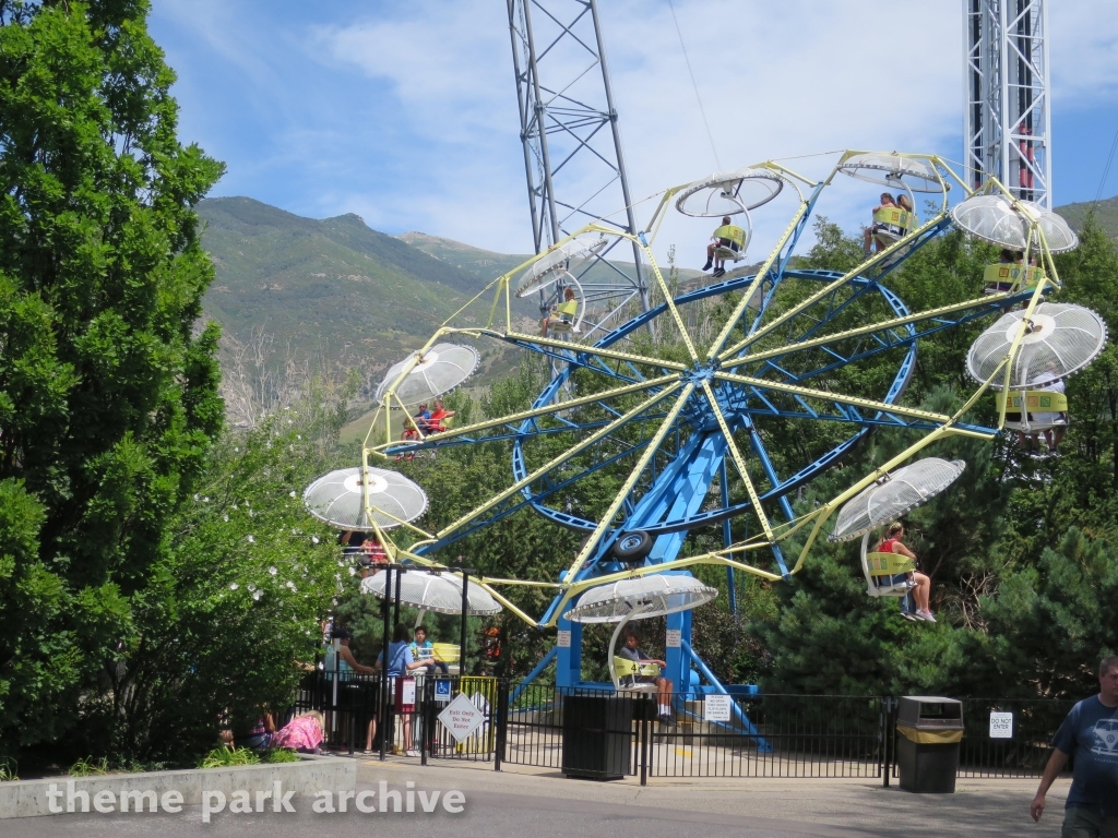 Paratrooper at Lagoon