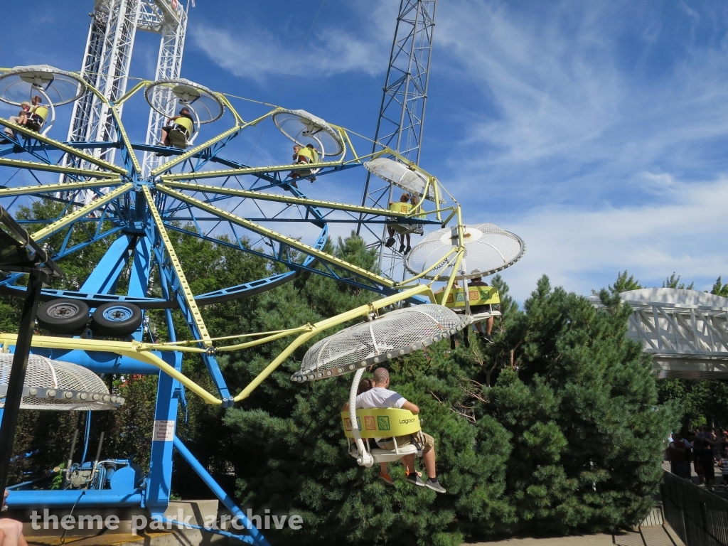 Paratrooper at Lagoon