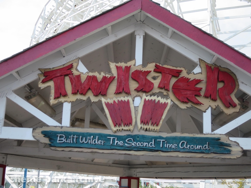 Twister II at Elitch Gardens