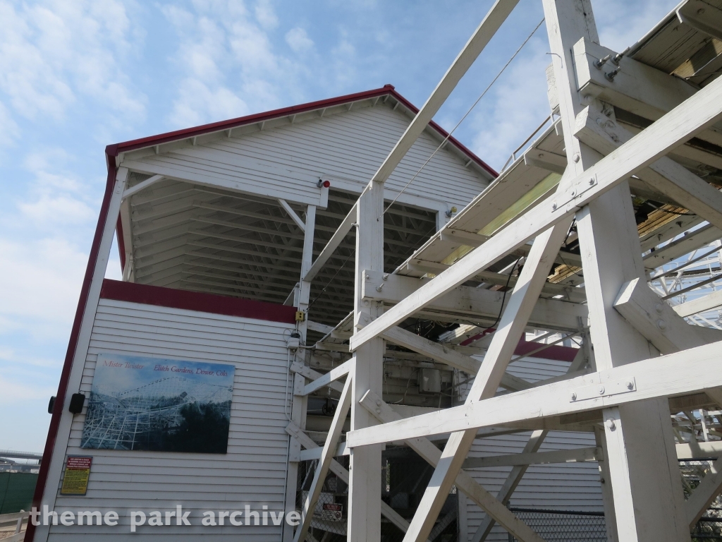 Twister II at Elitch Gardens