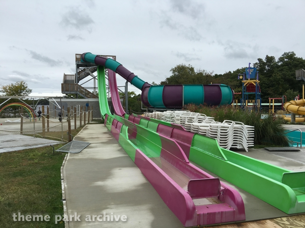 Splash Away Bay at Quassy Amusement Park