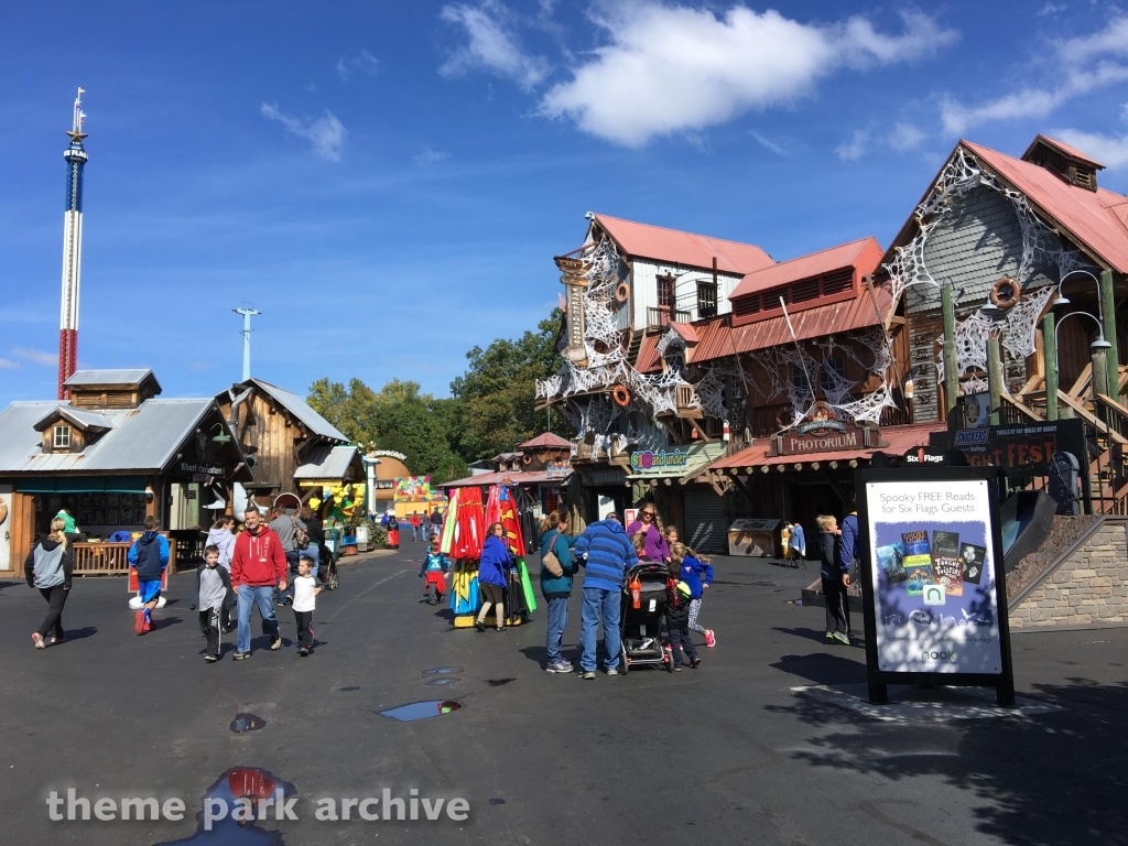 Misc at Six Flags New England