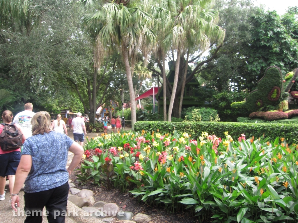 Bird Gardens at Busch Gardens Tampa