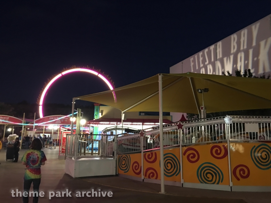 Spinsanity at Six Flags Fiesta Texas