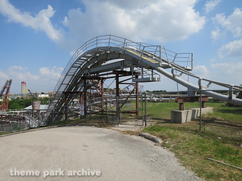 Road Runner Express at Six Flags Fiesta Texas