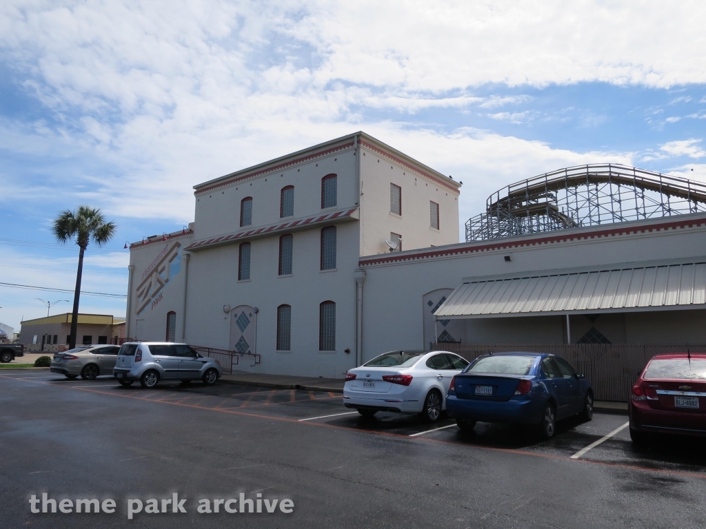 Main Arcade at ZDT's Amusement Park