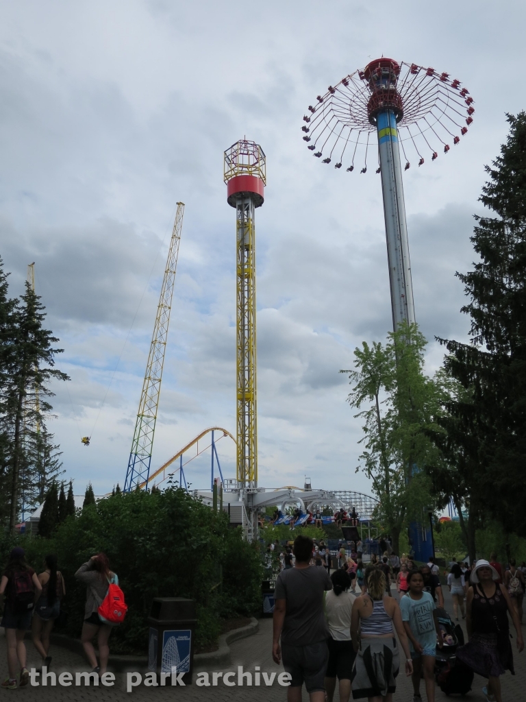 Skyhawk at Canada's Wonderland