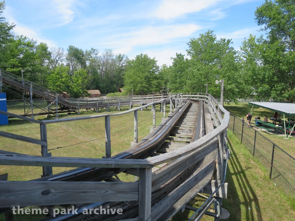 Silver Comet at Niagara Amusement Park and Splash World